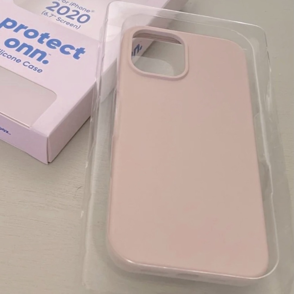 NWB. iPhone 12 Pro Case. Pink.